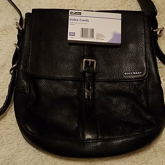 Brand new leather messenger bag - Picture 13 of 15